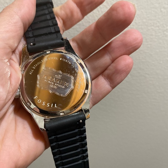 Fossil 10atm Stainless Steel Wrist Watch Black Silicon Strap - Picture 3 of 3